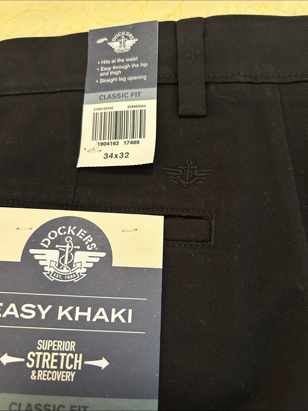 Dockers Black Easy Khaki Classic Fit Men’s Chinos - Picture 10 of 10